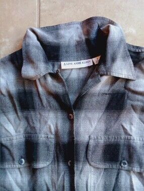 A Line Anne Klein Shirt Size S Women's Gray Plaid Button-Down Shirt
